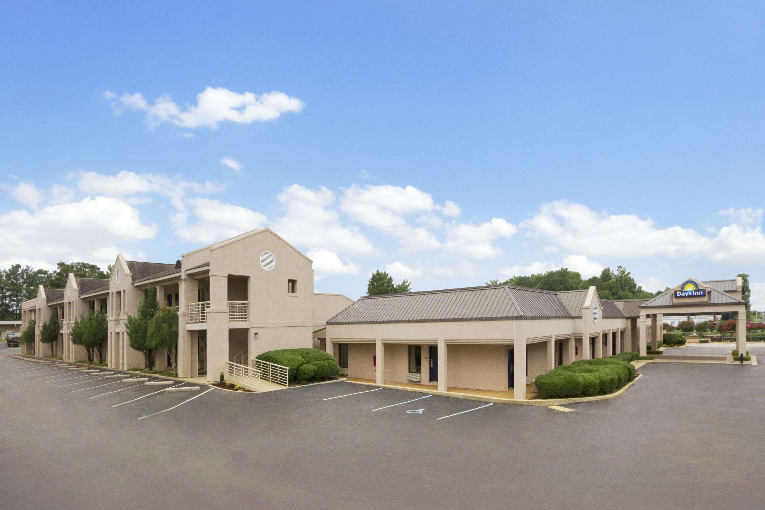 Days Inn By Wyndham Alexander City Exterior foto