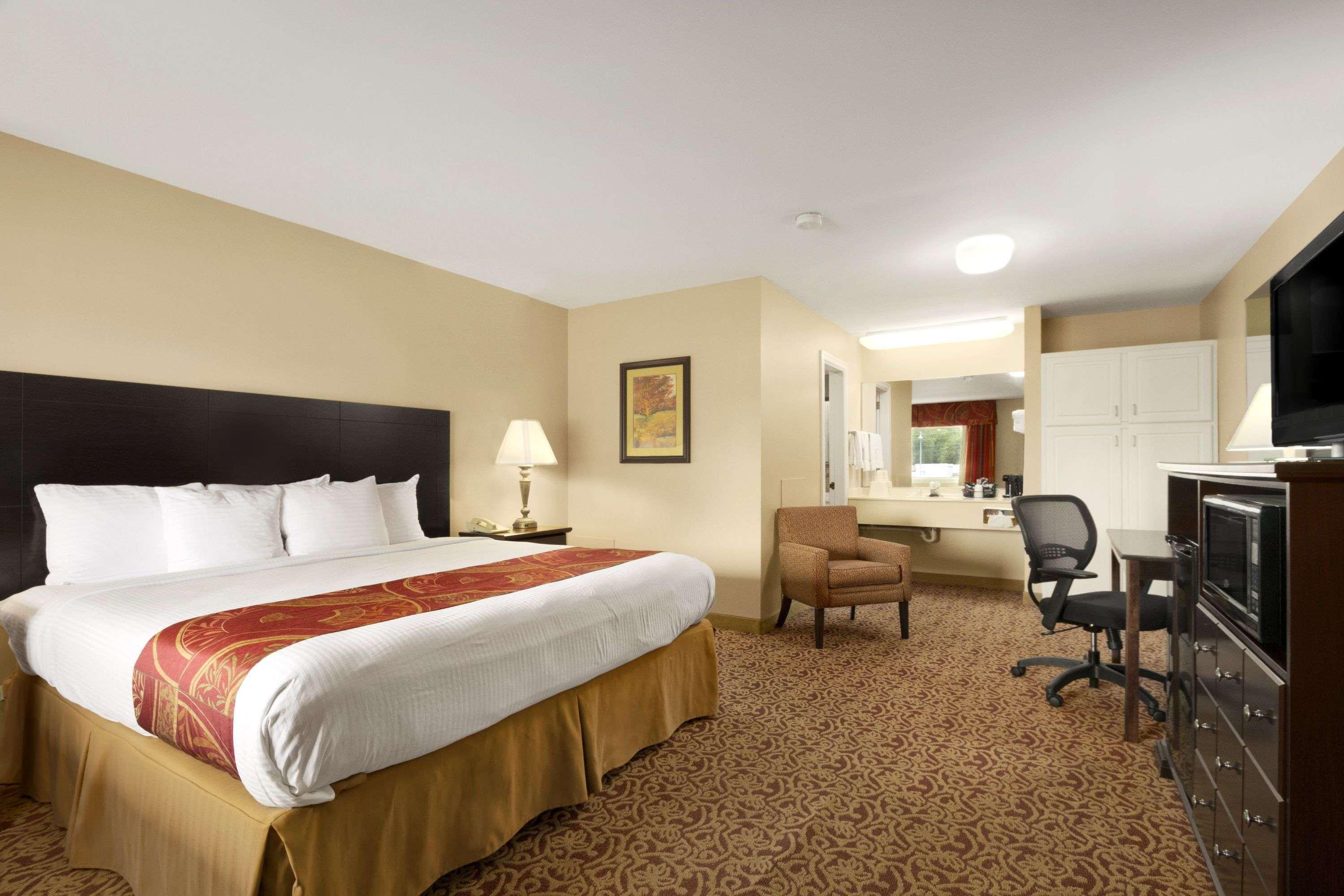 Days Inn By Wyndham Alexander City Exterior foto