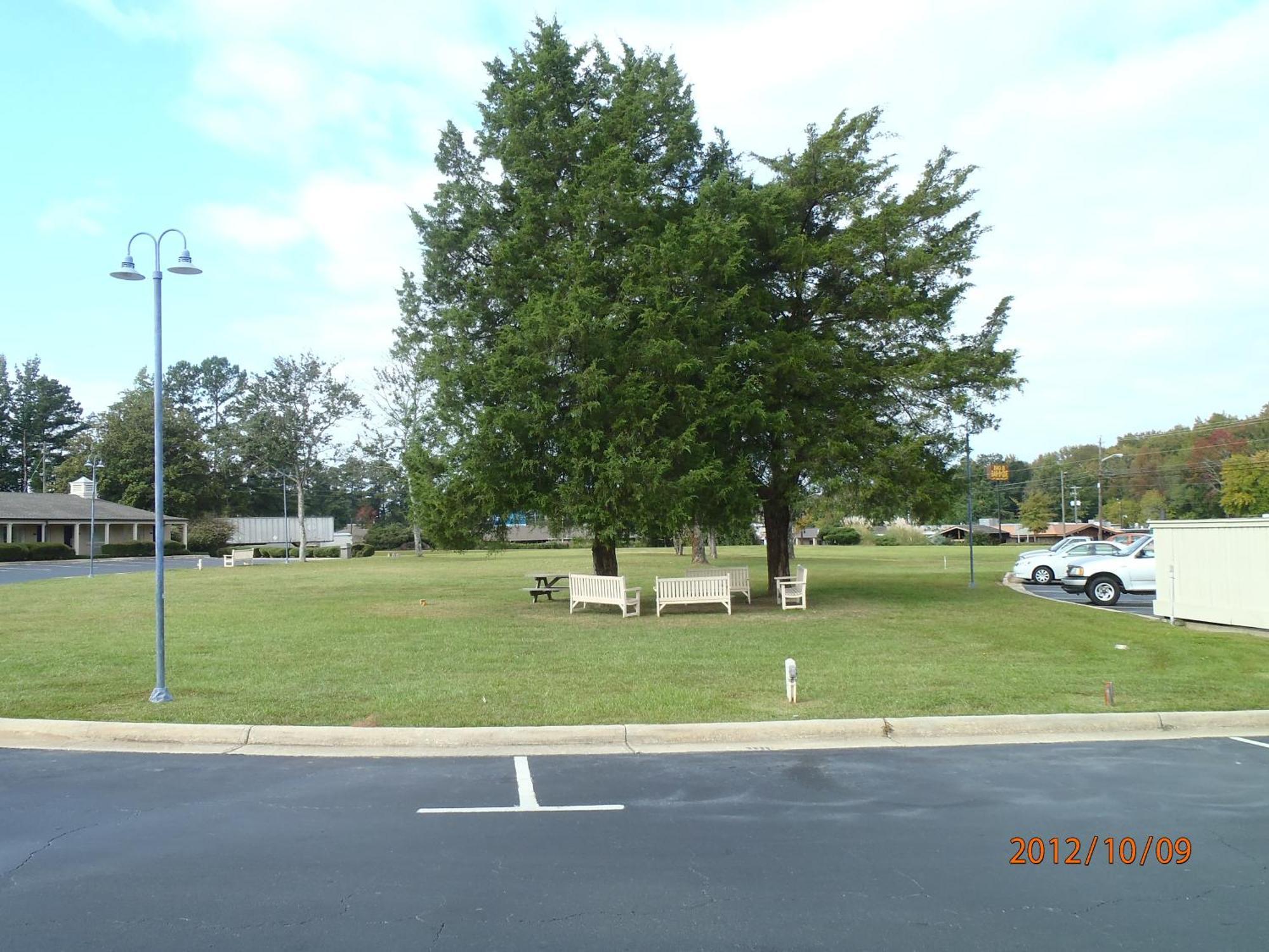 Days Inn By Wyndham Alexander City Exterior foto