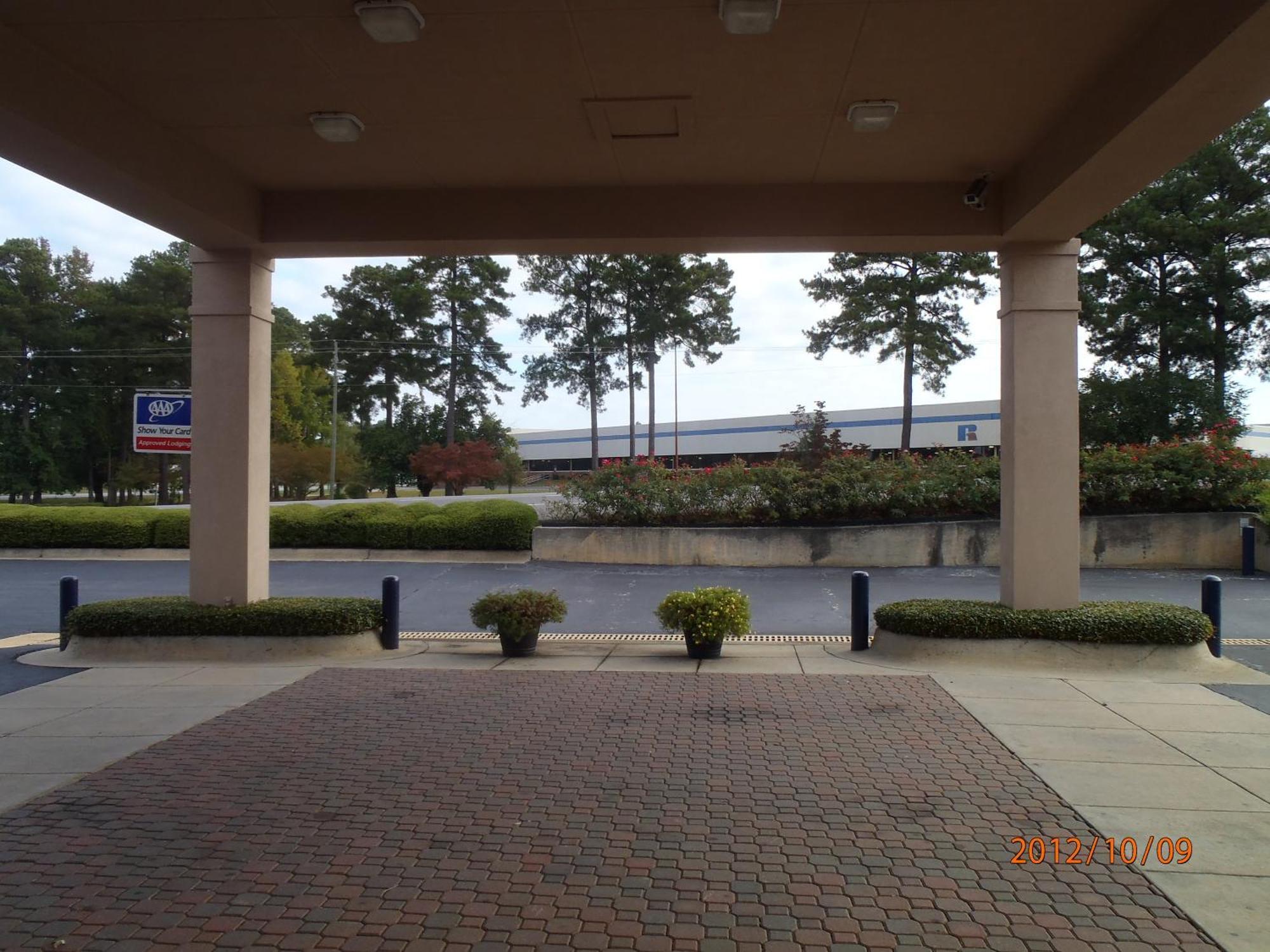 Days Inn By Wyndham Alexander City Exterior foto